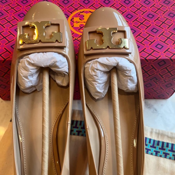 New Tory Burch Gigi Pump Soft Patent Leather Beige 8.5 - Picture 1 of 9